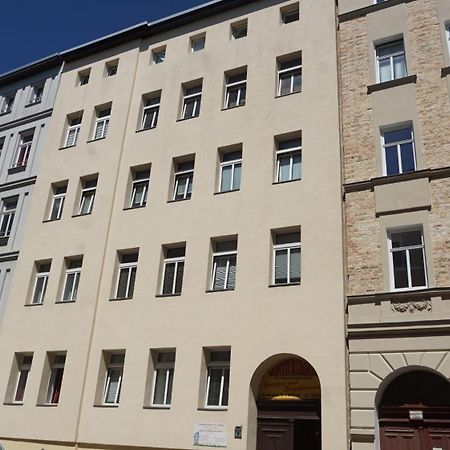 Hostel Im Medizinerviertel Halle  Екстер'єр фото