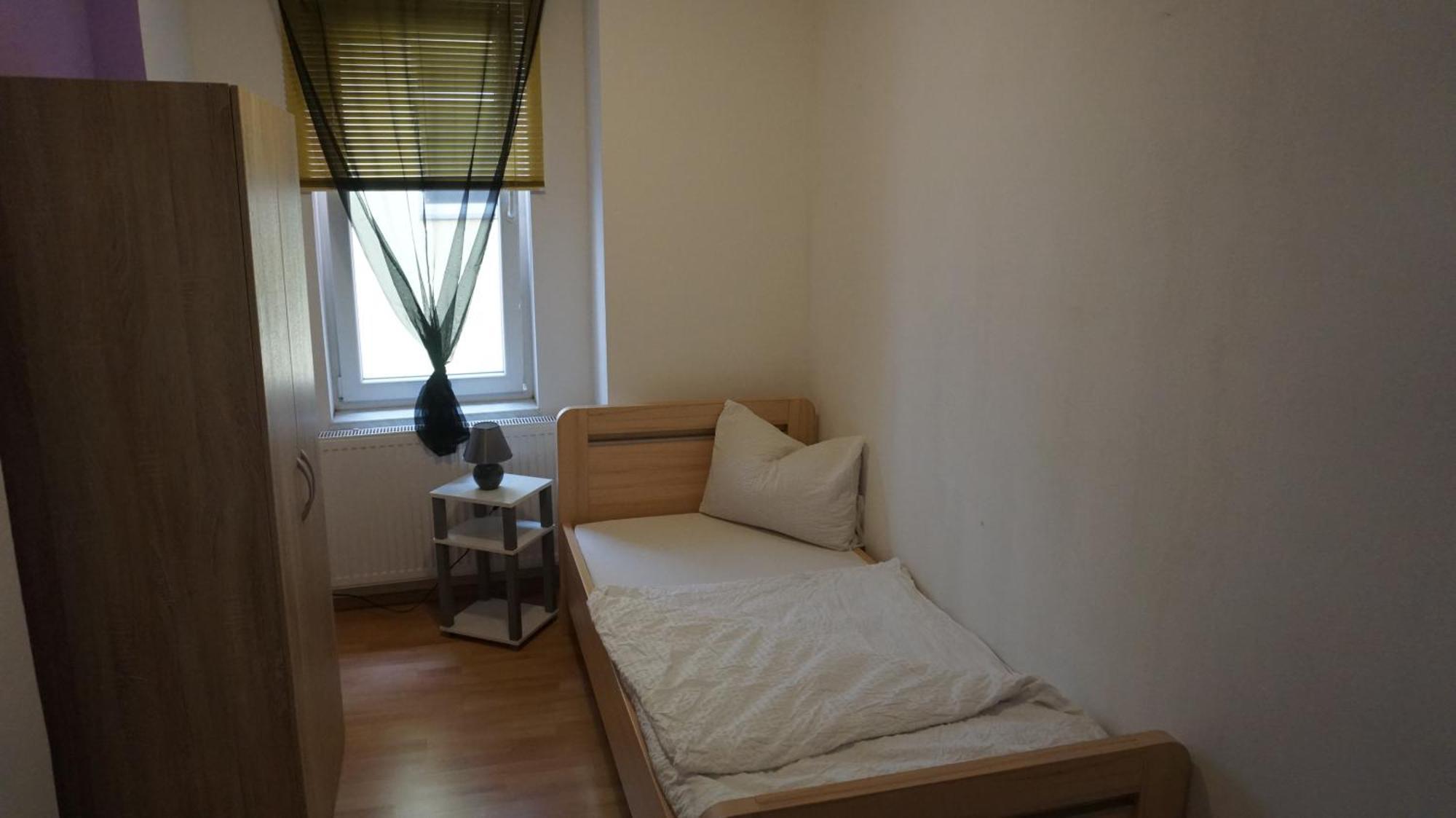 Hostel Im Medizinerviertel Halle  Екстер'єр фото