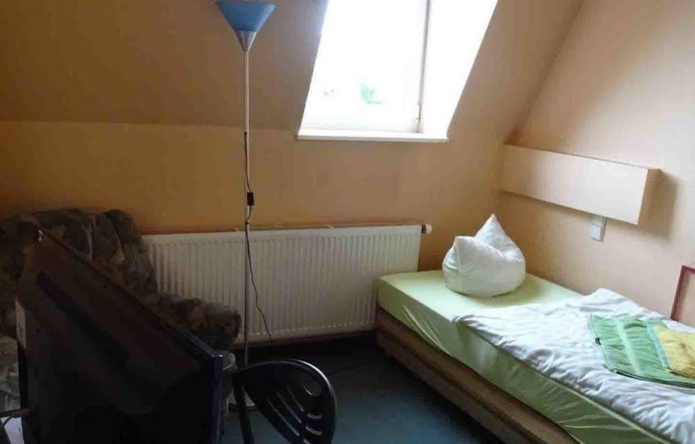 Hostel Im Medizinerviertel Halle  Екстер'єр фото